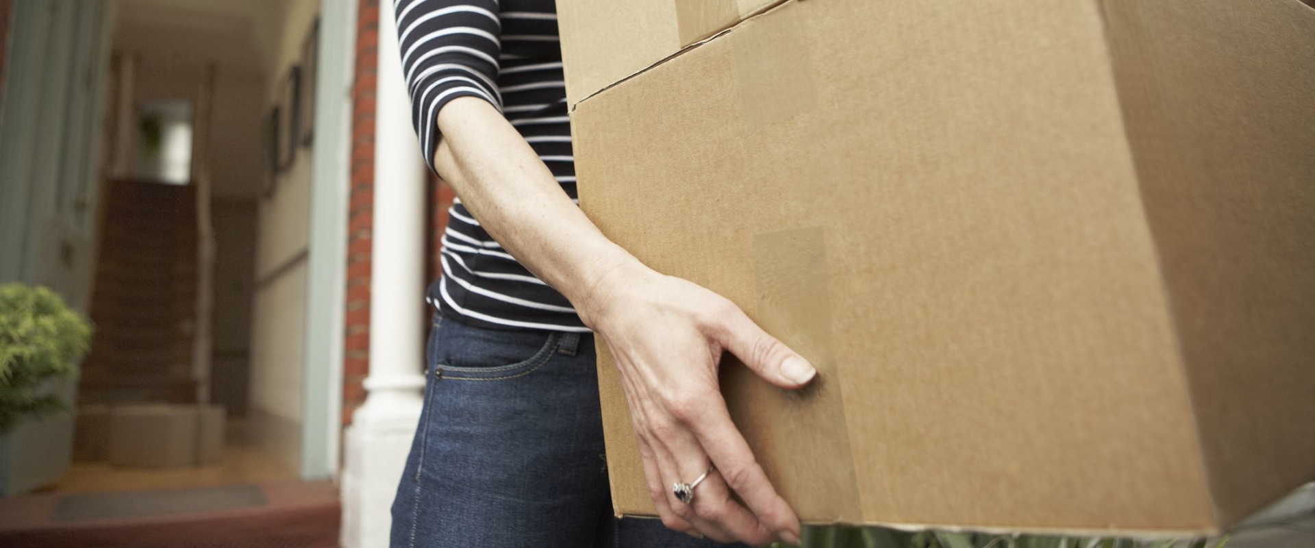 The Best Day to Move House: Expert Tips and Insights